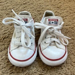 Converse for toddler.